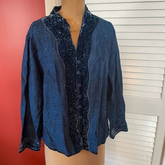 CHICO’S | 100% silk cerulean blue jacket 3 or L - Picture 1 of 6